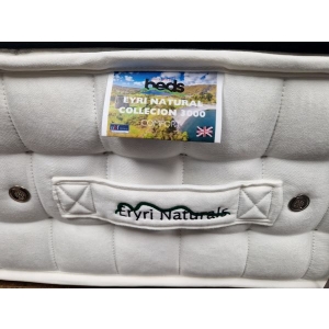 Eryri 3000 Comfort Pockets and Natural fillings